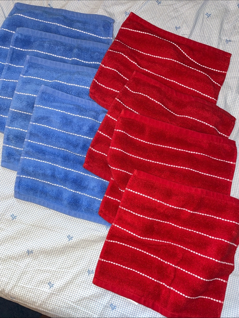 8 Tommy Hilfiger Cloths